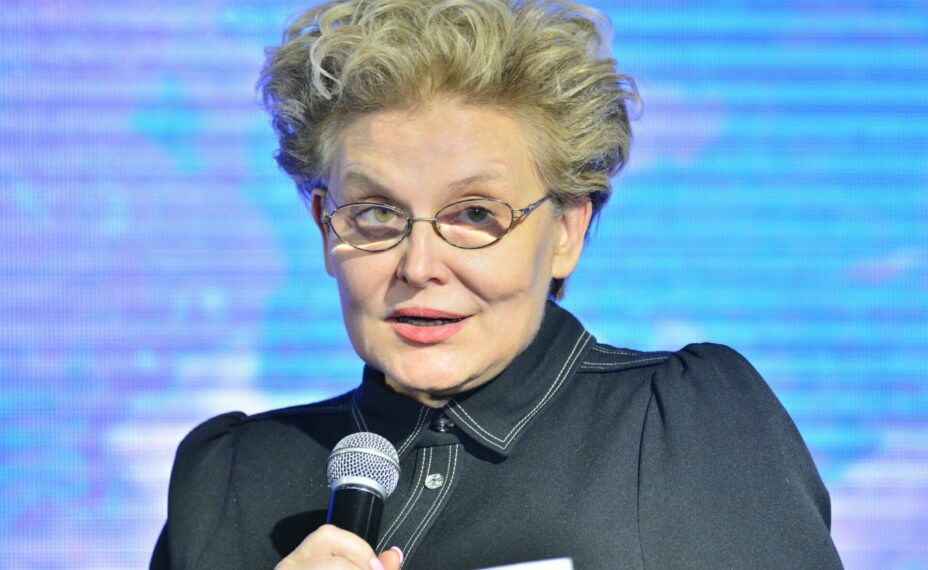 Елена Малышева – российская телеведущая, врач-терапевт, кардиолог, педагог, доктор медицинских наук, профессор, общественный деятель. Фото: Pavel Kashaev, Павел Кашаев/Global Look Press