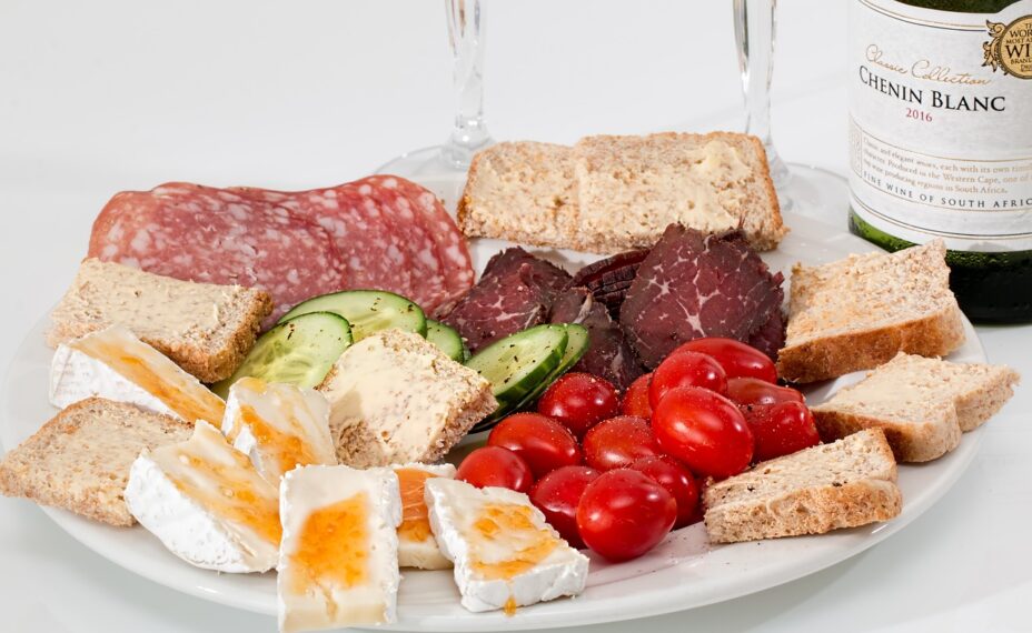 Лучше не стоит мыть эти продукты под краном. Фото: Pixabay