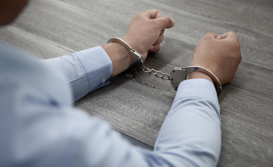 Суд назначил ему наказание в виде 7 лет лишения свободы. Фото: Freepik