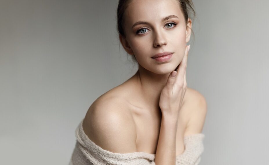 Кожу необходимо регулярно увлажнять. Фото: Freepik.com.