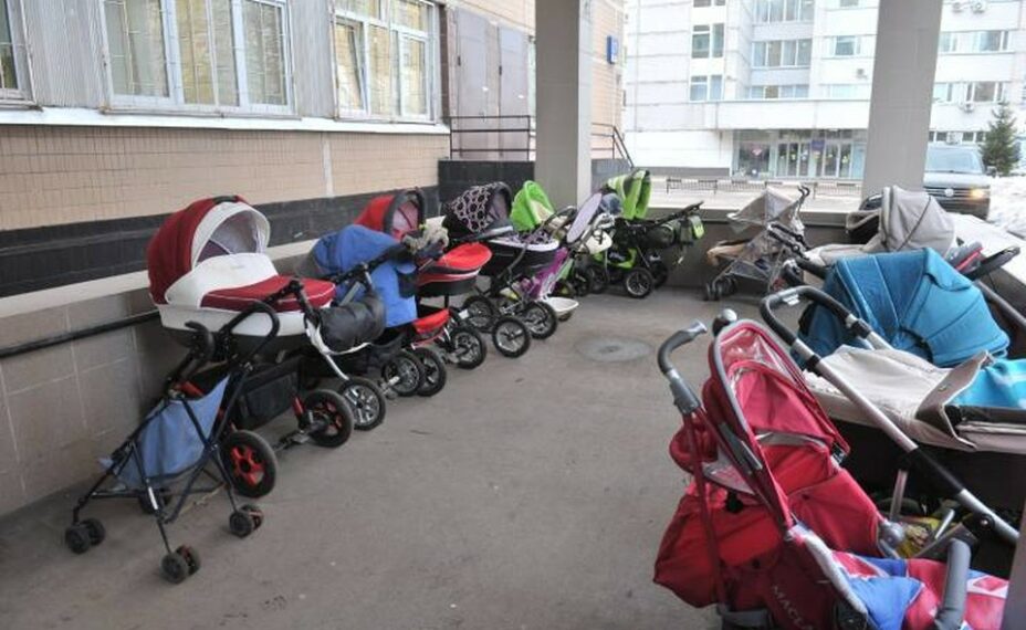 Сотрудница соцзащиты получала деньги за вымышленных детей. Фото: Михаил ФРОЛОВ