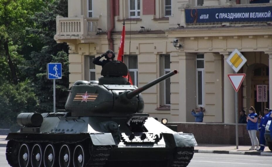 На параде продемонстрируют боевую мощь нашей армии. Фото: Дмитрий КУТЕПОВ
