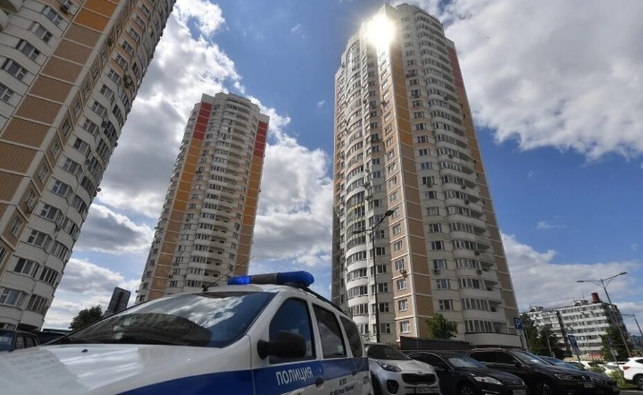 Мужчине пришлось искать помощи у полиции после того, как он поверил незнакомцу и поддался на провокации девушки из клуба. Фото: Алексей БУЛАТОВ