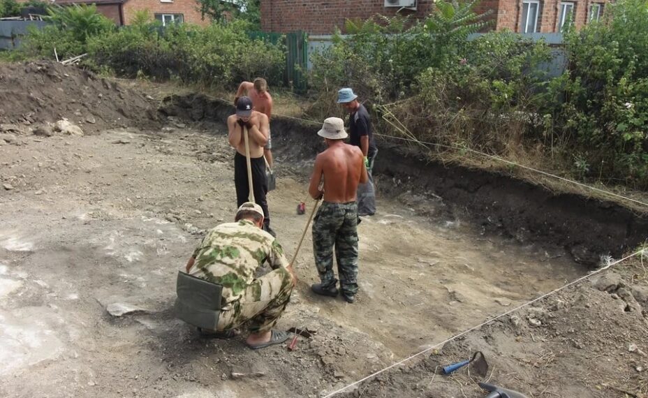 Необычное открытие сделали на территории Нижне-Гниловского городища. Фото: Предоставлено Марией Завершинской