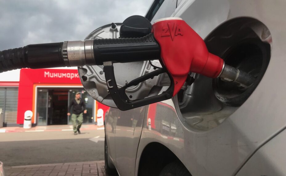 В регионе работает специальный штаб по обеспечению нефтепродуктами. Фото: Виктор ГУСЕЙНОВ