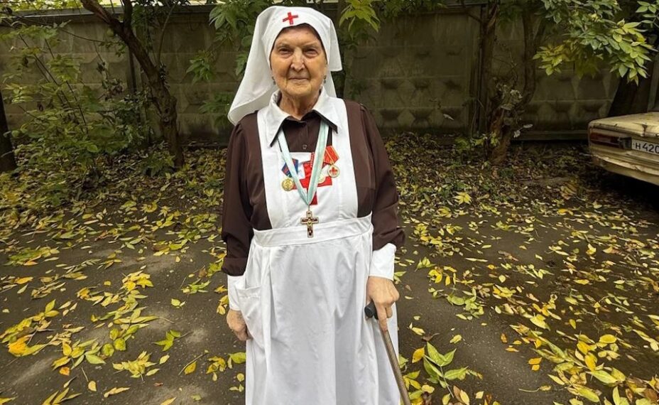 Несмотря на преклонный возраст, Мария Ивановна не пропускает ни одной церковной службы и продолжает помогать нуждающимся. Фото: Мария ГИЧЕНКО