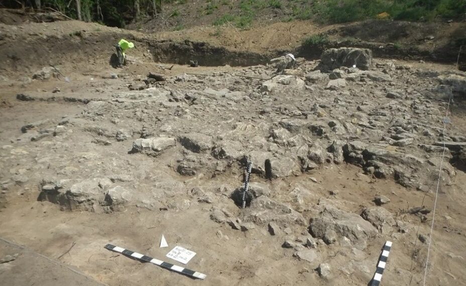 Комплекс из поселения, крепостей и курганного могильника охватывает период с III тысячелетия до нашей эры до XIV века нашей эры. Фото: Правительство РО