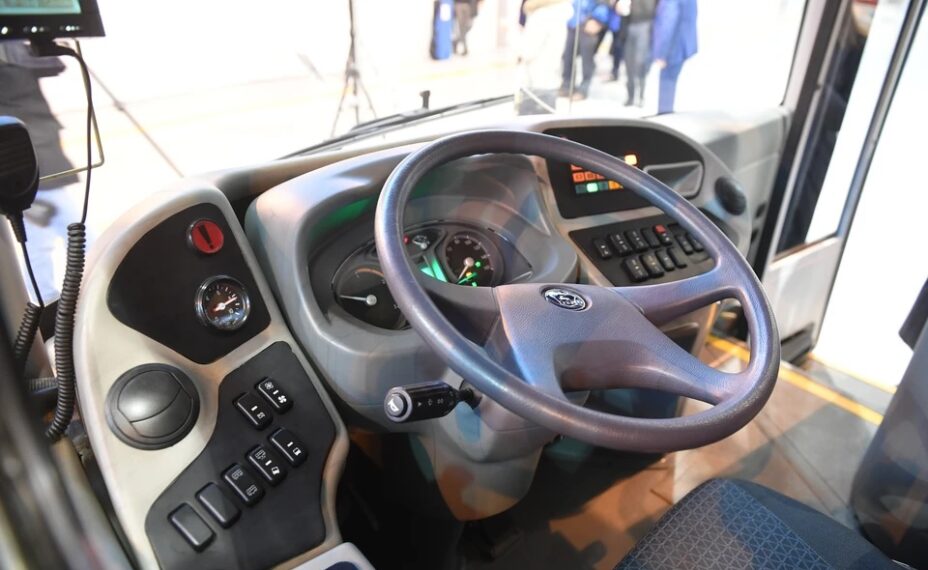 Аналитики зафиксировали рост медианной зарплаты водителей на Дону. Фото: Михаил ФРОЛОВ